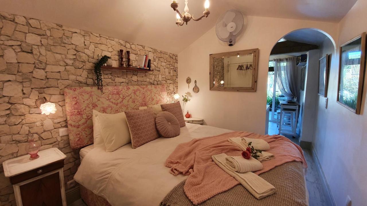 Le Logis D'Epargnes B&B And Gite Exterior photo